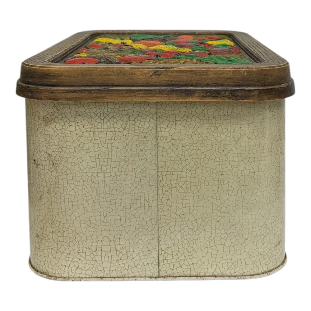 N/A metal bread